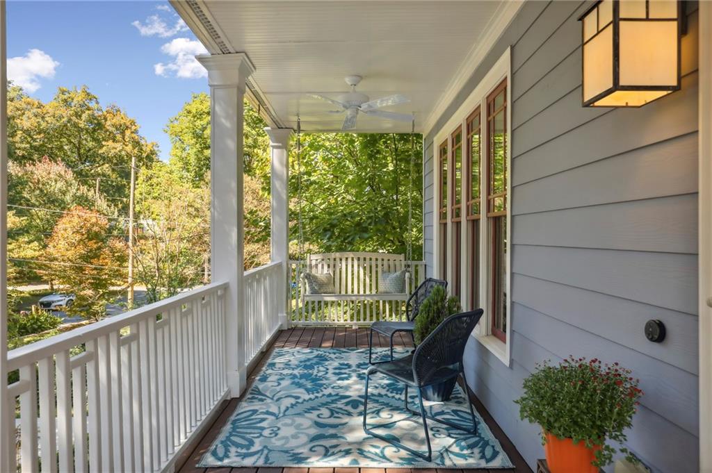 1092 Shelby Place SE