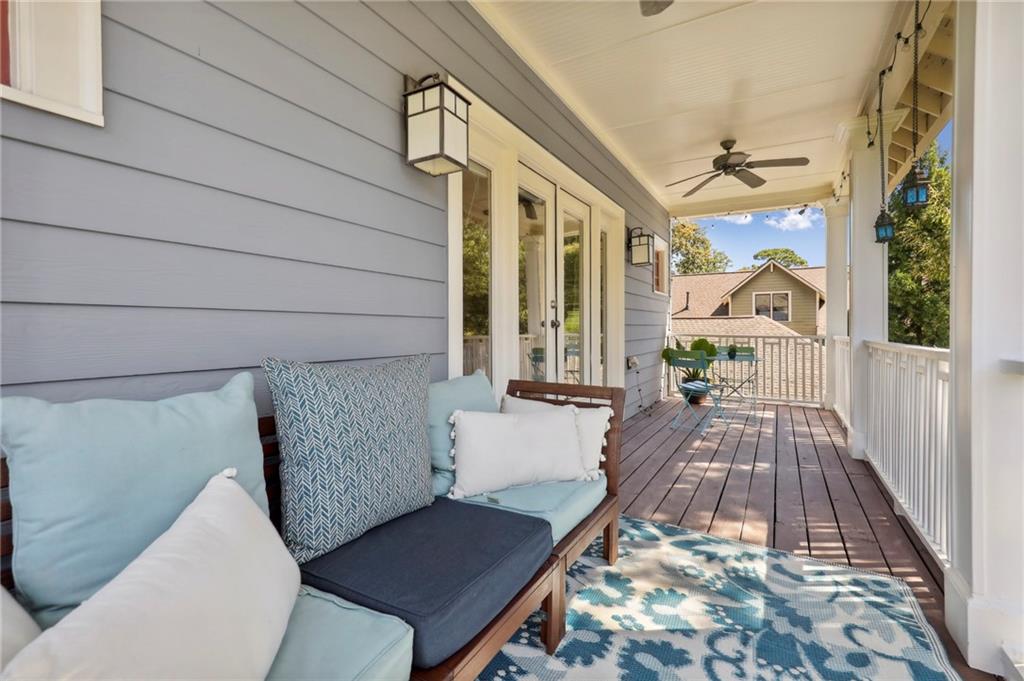 1092 Shelby Place SE