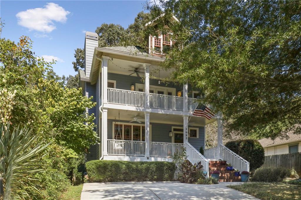 1092 Shelby Place SE