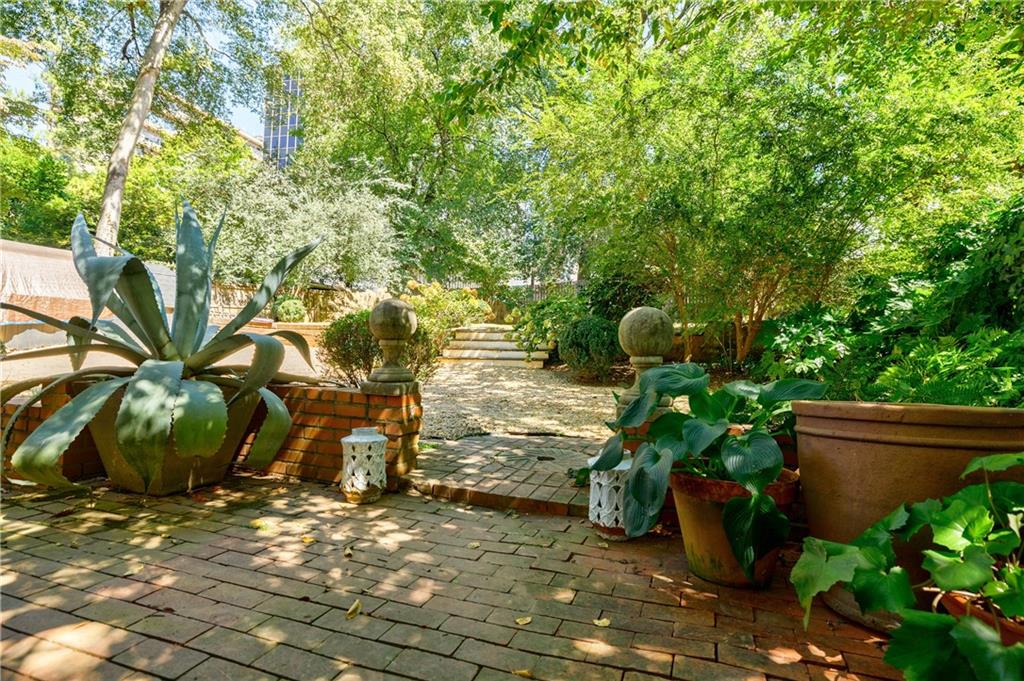 51 Standish Avenue NW