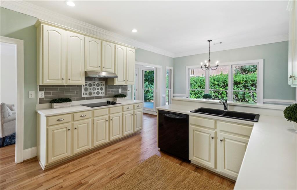 3541 Greystone Circle