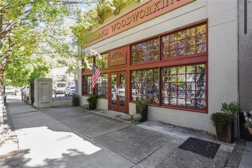 991 N Highland Avenue NE Unit 3