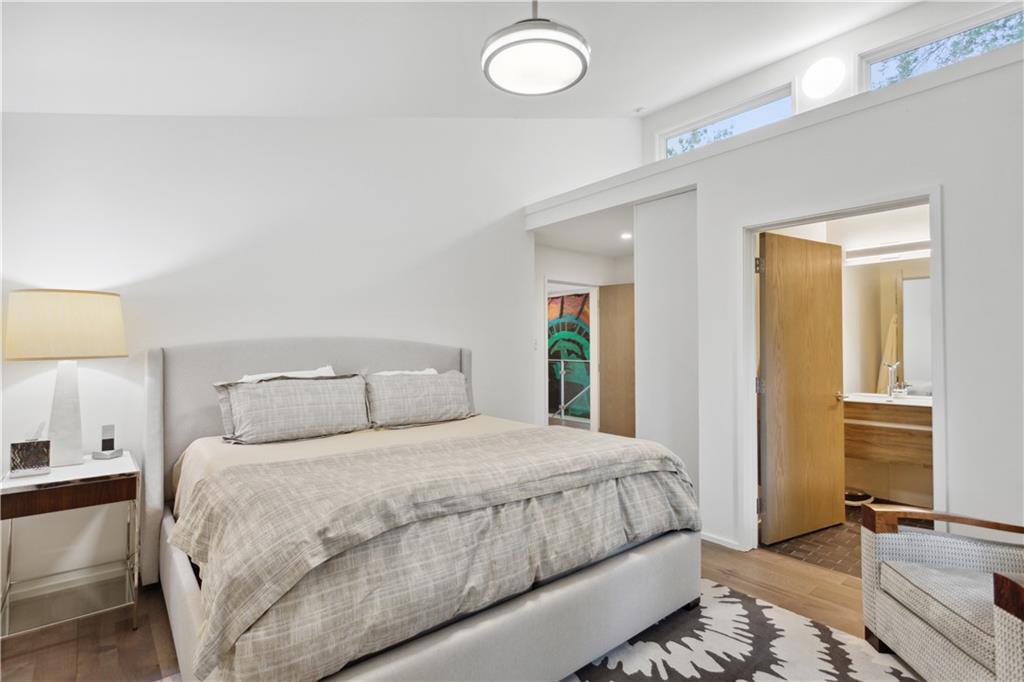 2385 Coosawattee Drive NE