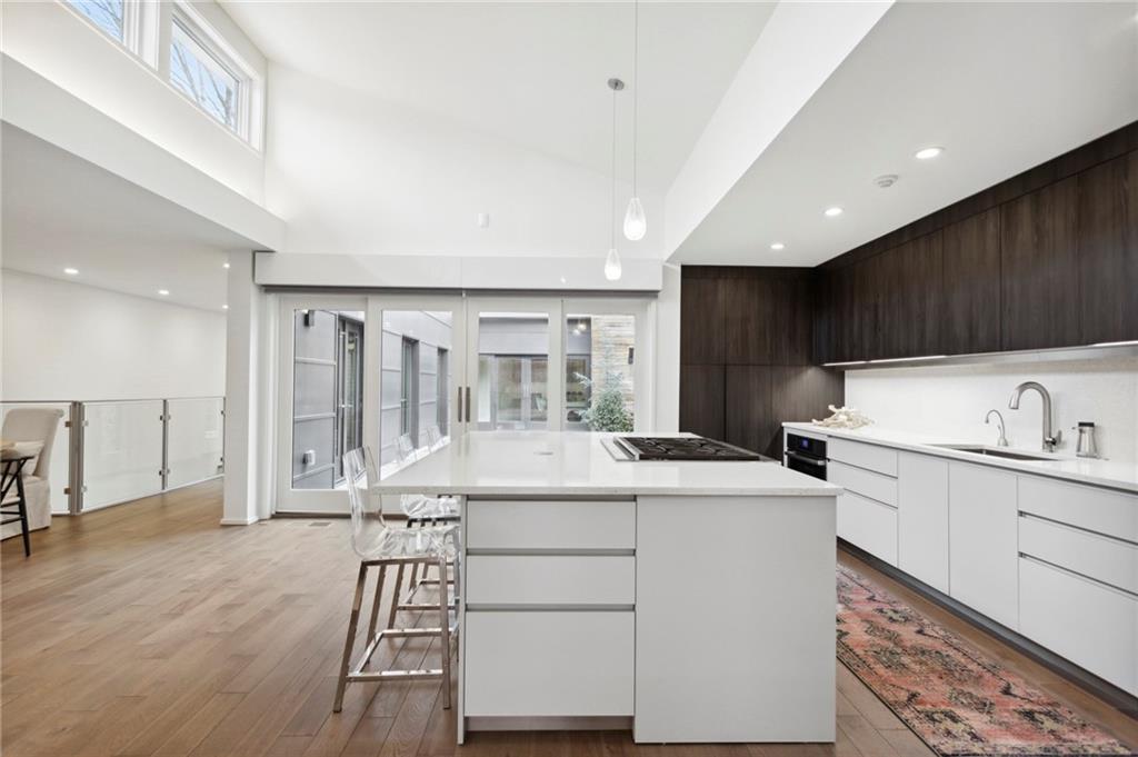 2385 Coosawattee Drive NE