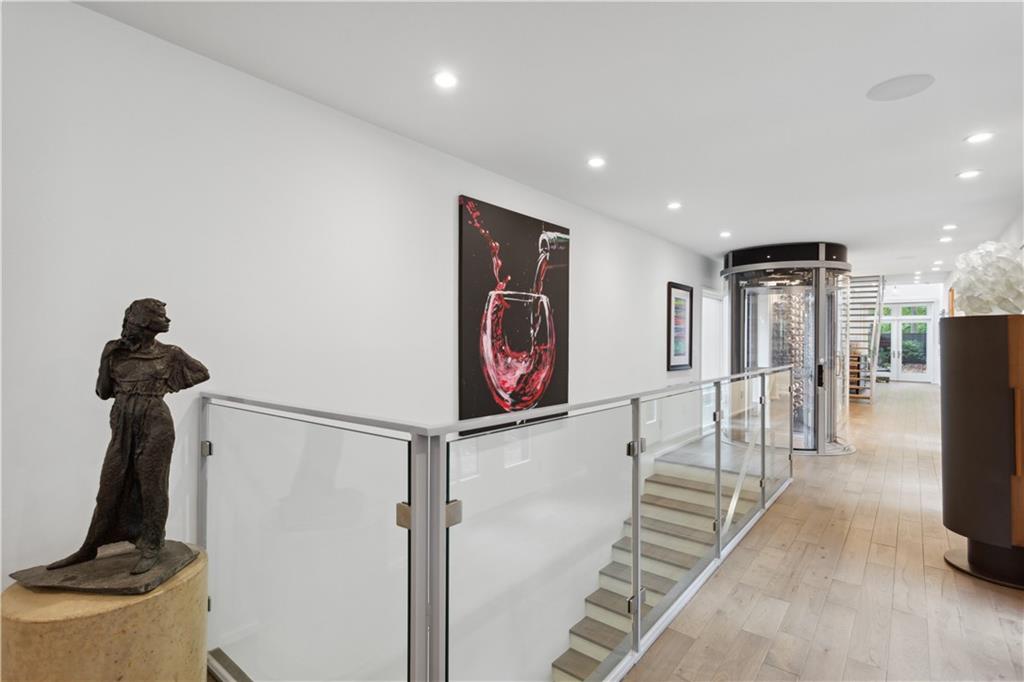 2385 Coosawattee Drive NE