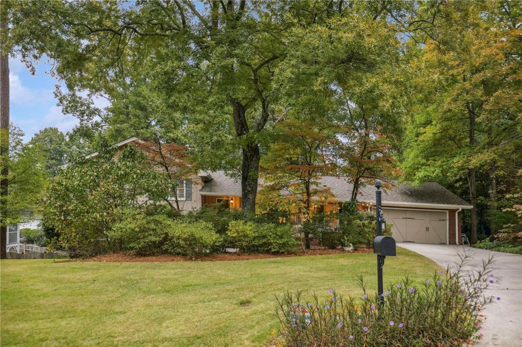 5010 Pine Bark Circle