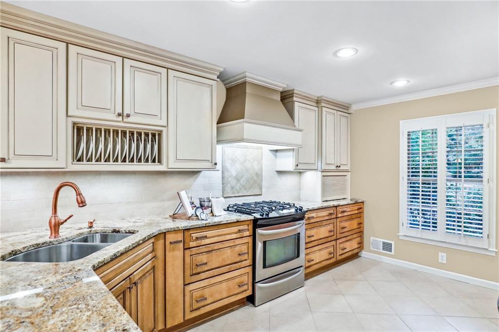 5010 Pine Bark Circle