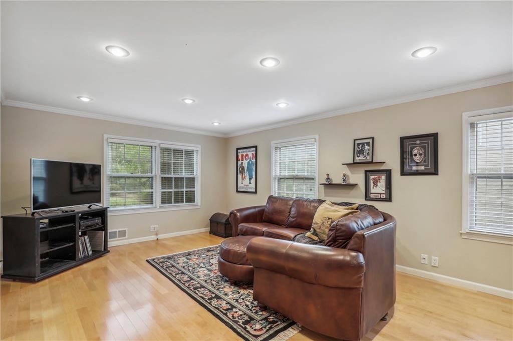 5010 Pine Bark Circle