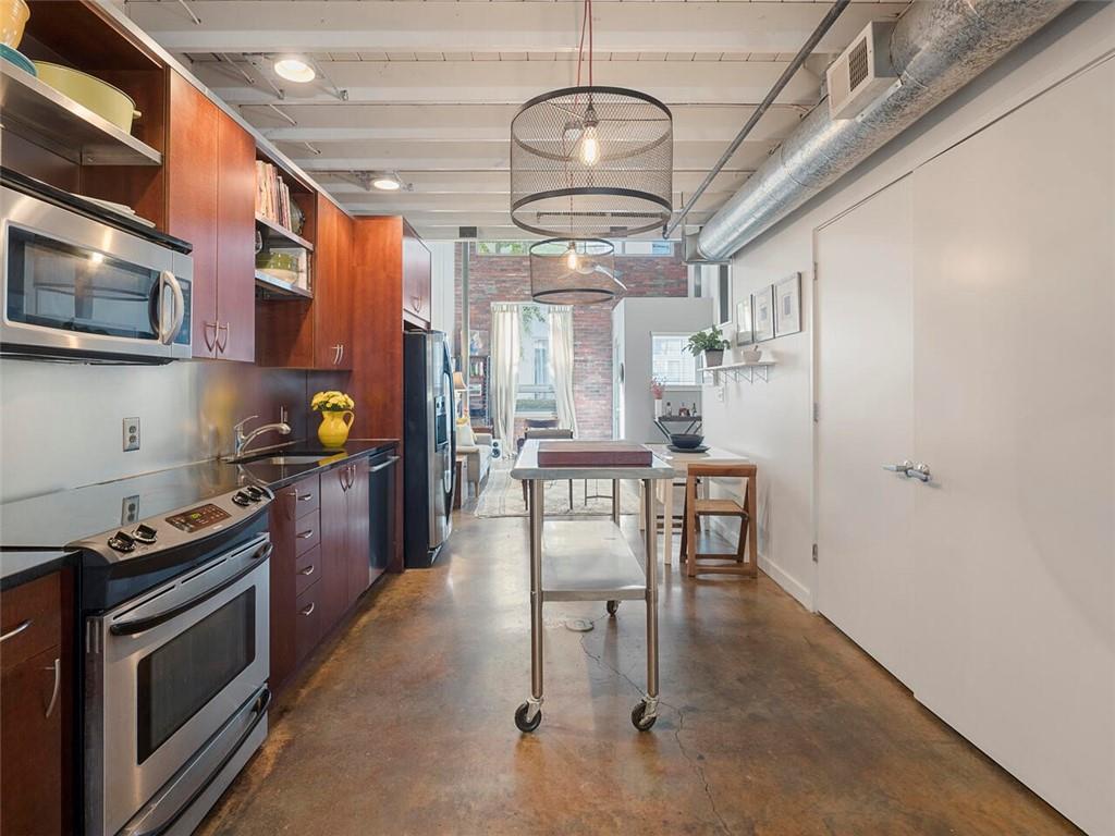 1661 La France Street NE Unit 316