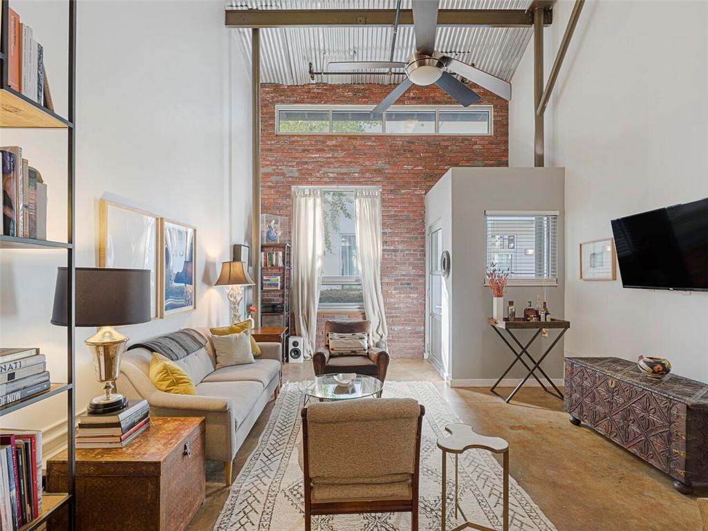 1661 La France Street NE Unit 316