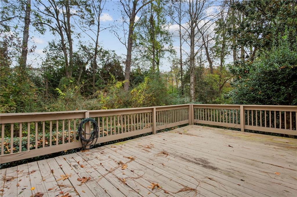 70 Paces West Court NW