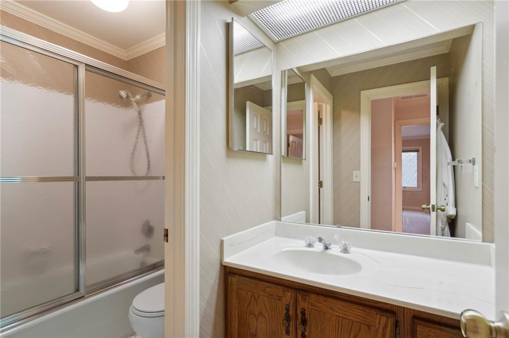 70 Paces West Court NW