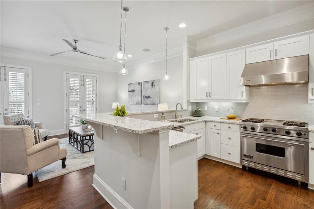 879 Inman Village Parkway NE