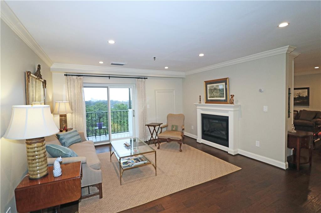 300 Johnson Ferry Road NE Unit A1007