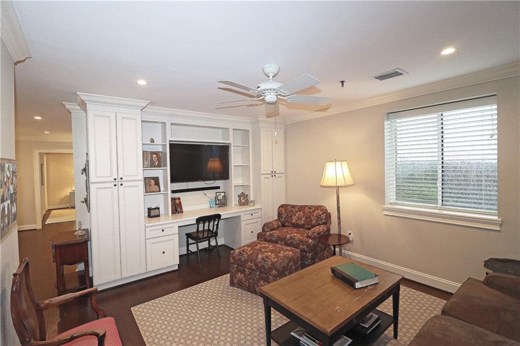 300 Johnson Ferry Road NE Unit A1007