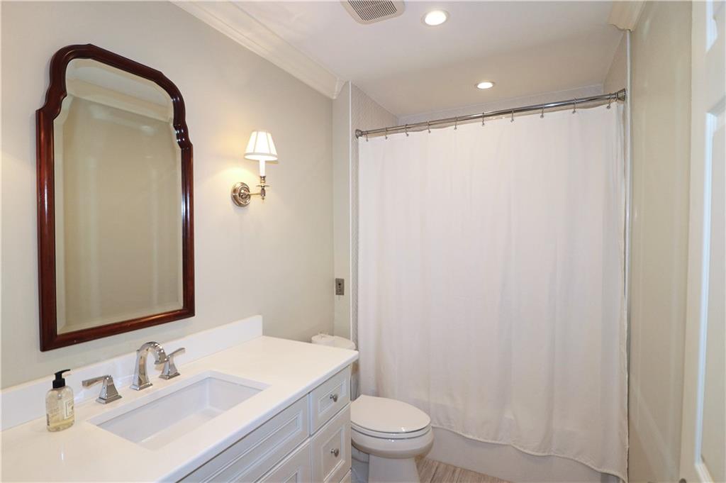 300 Johnson Ferry Road NE Unit A1007