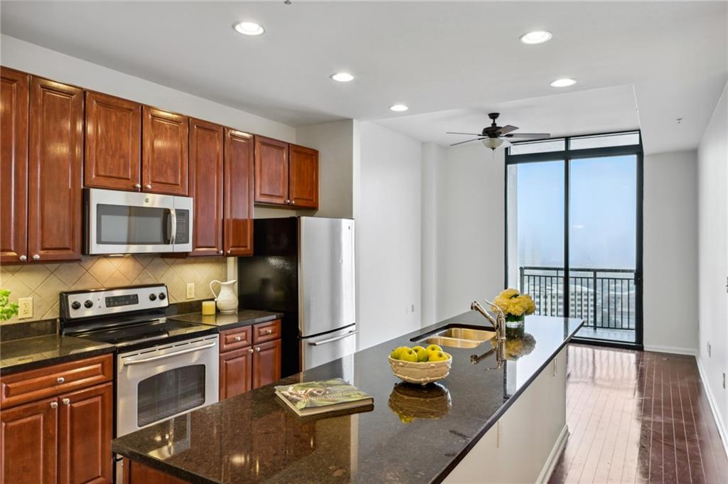 3040 Peachtree Road NW Unit 1507