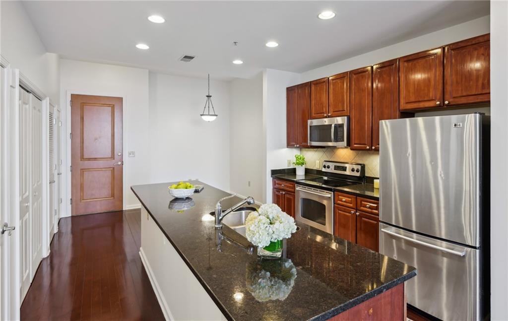 3040 Peachtree Road NW Unit 1507