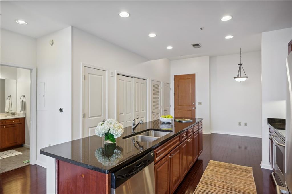 3040 Peachtree Road NW Unit 1507