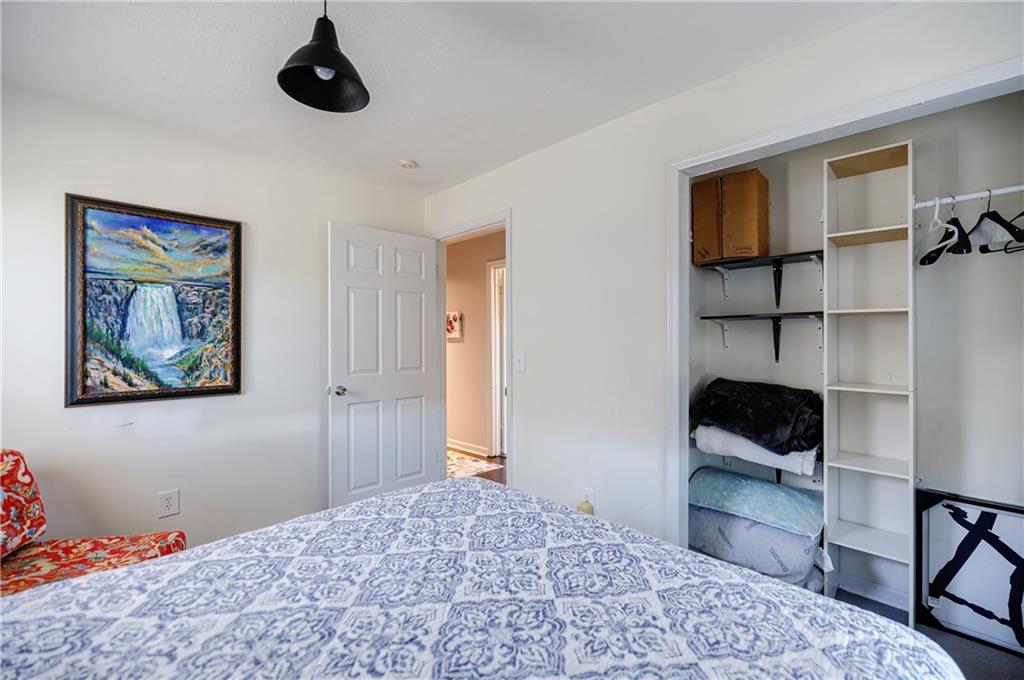 159 Holiday Street NE