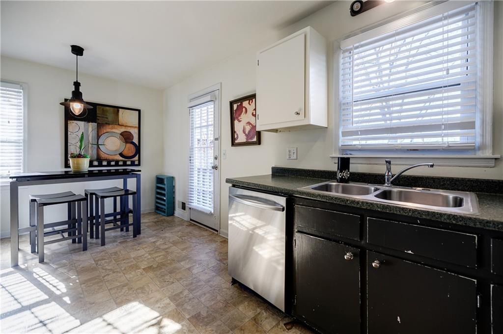 159 Holiday Street NE