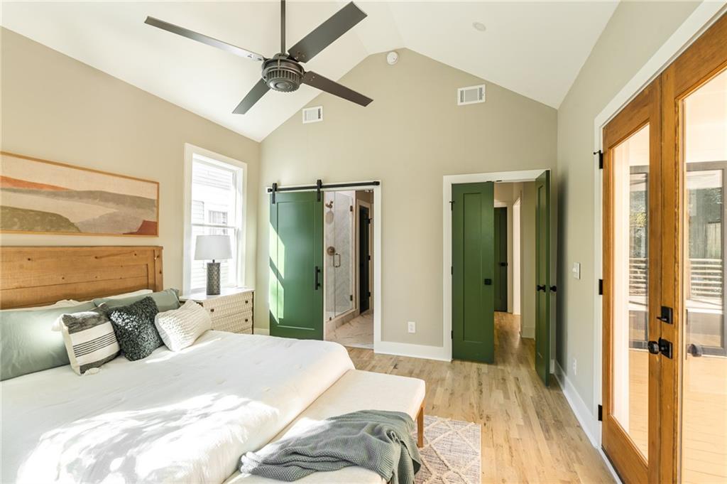 419 N Highland Avenue NE