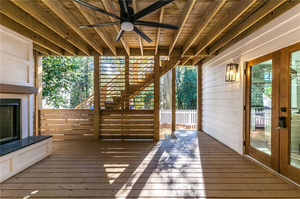 419 N Highland Avenue NE