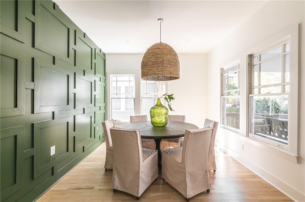 419 N Highland Avenue NE