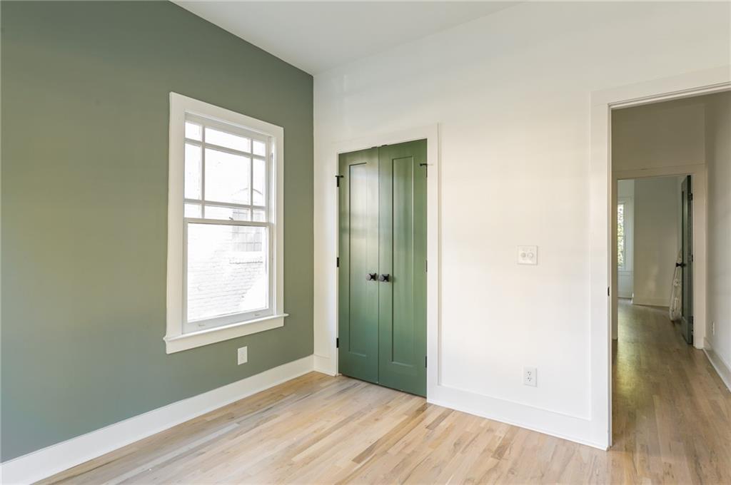 419 N Highland Avenue NE