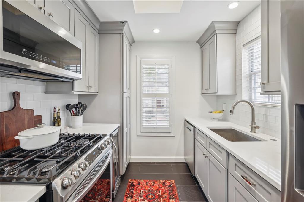 1331 Stillwood Chase NE