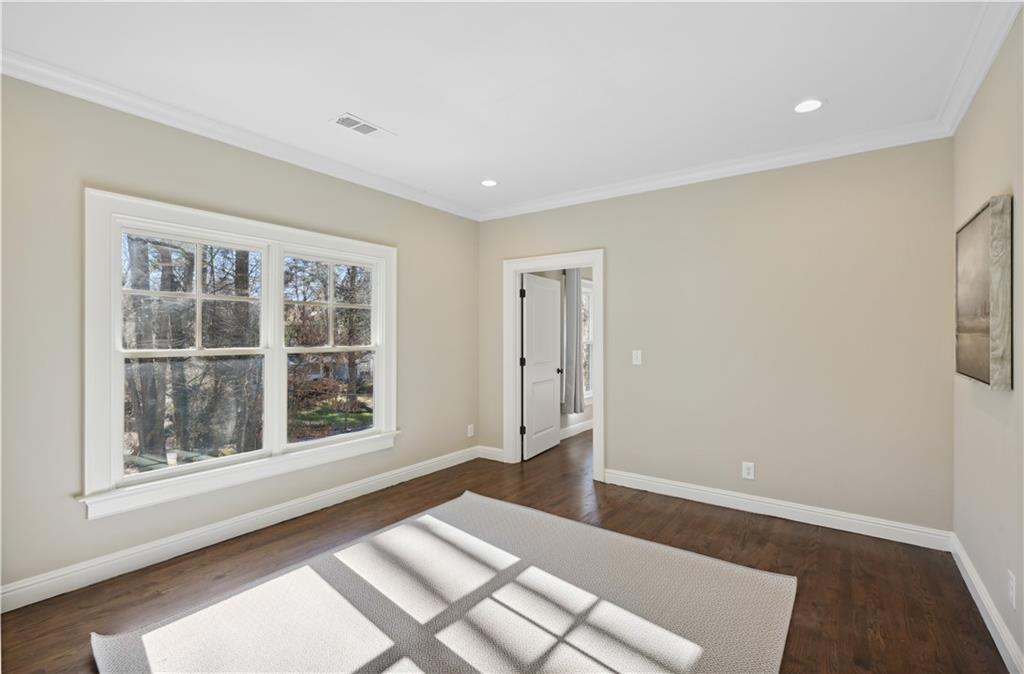 55 Tuxedo Terrace NW