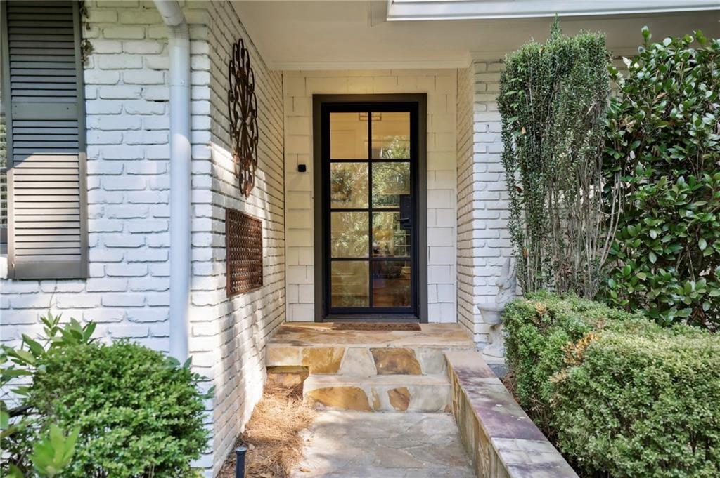 55 Tuxedo Terrace NW