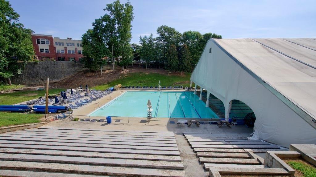 55 Tuxedo Terrace NW