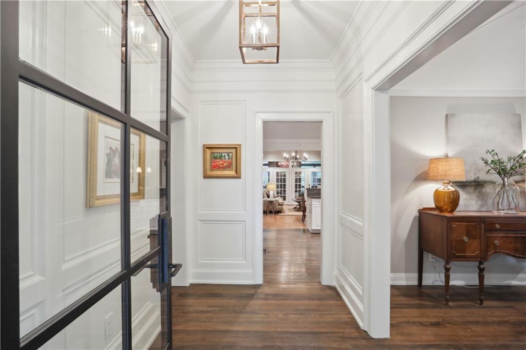 55 Tuxedo Terrace NW