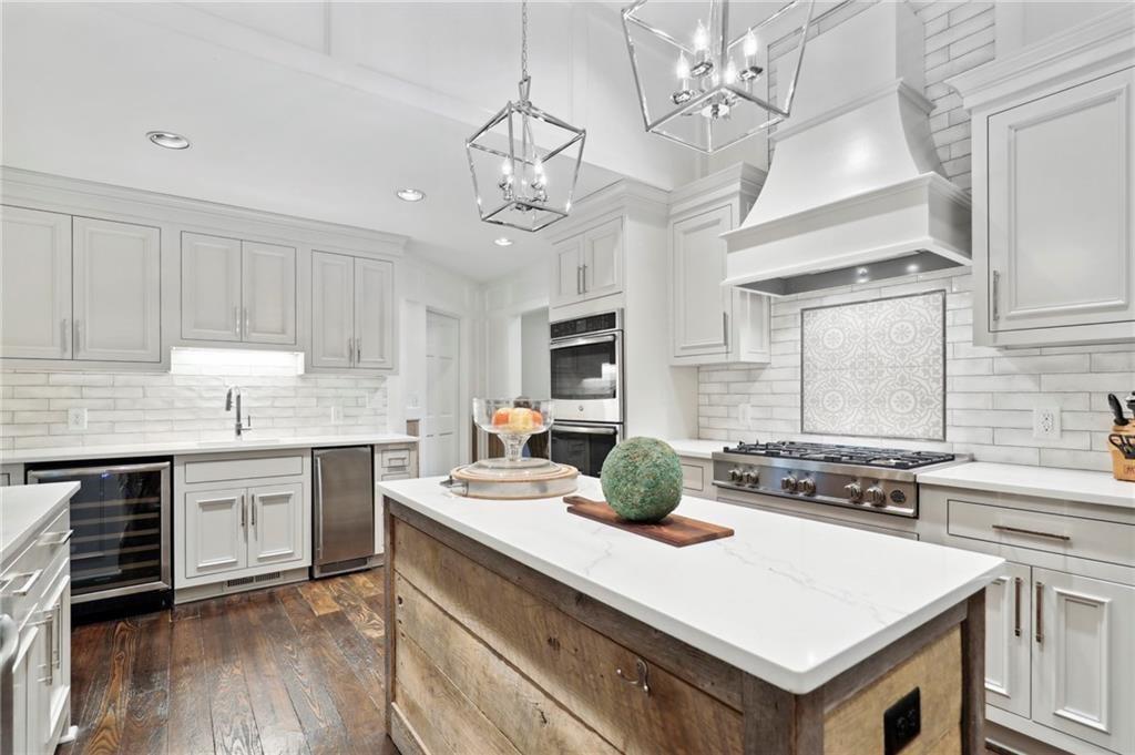 55 Tuxedo Terrace NW