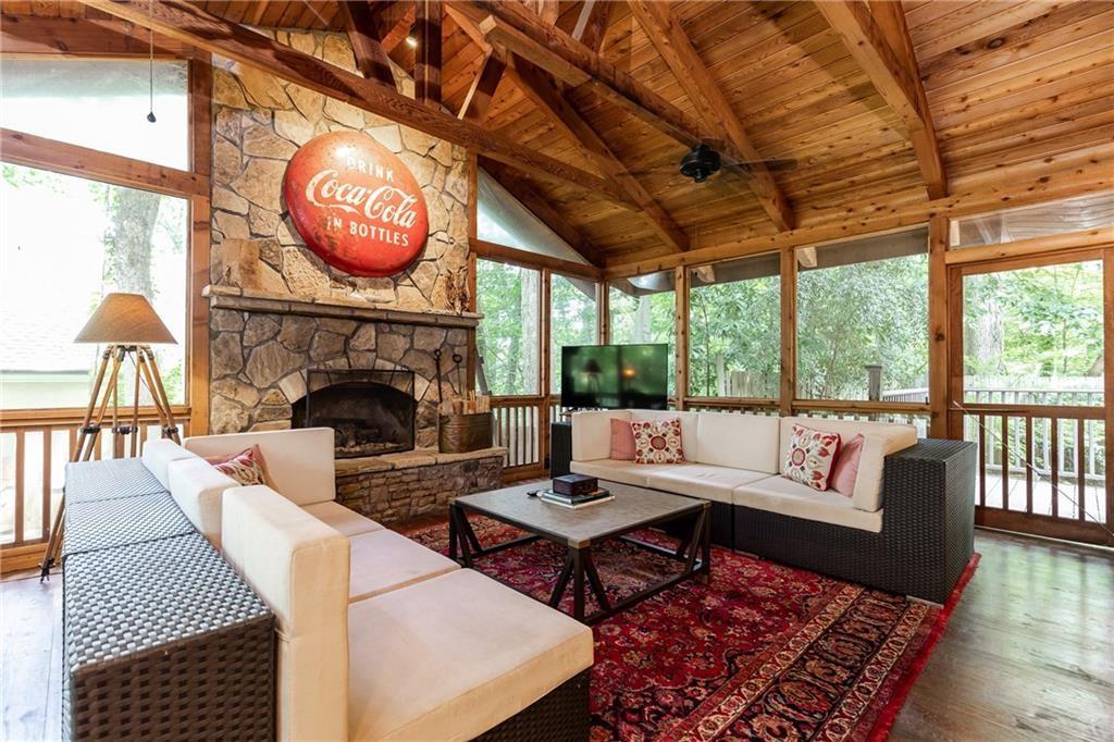 55 Tuxedo Terrace NW