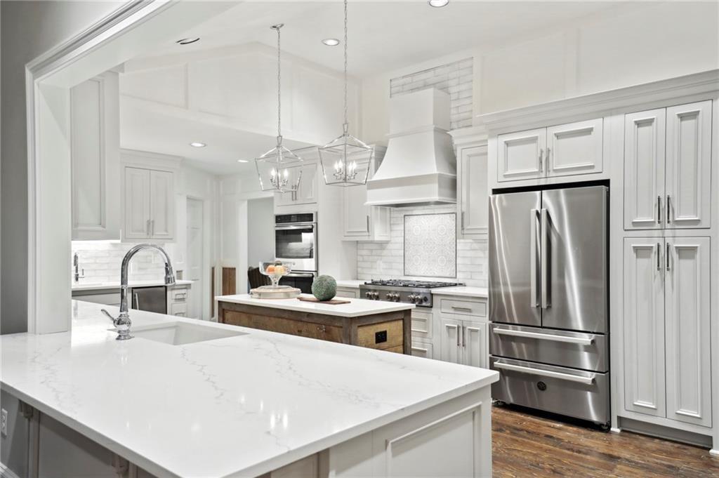 55 Tuxedo Terrace NW