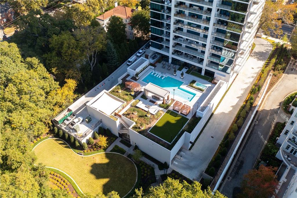 2520 Peachtree Road NW Unit 1202