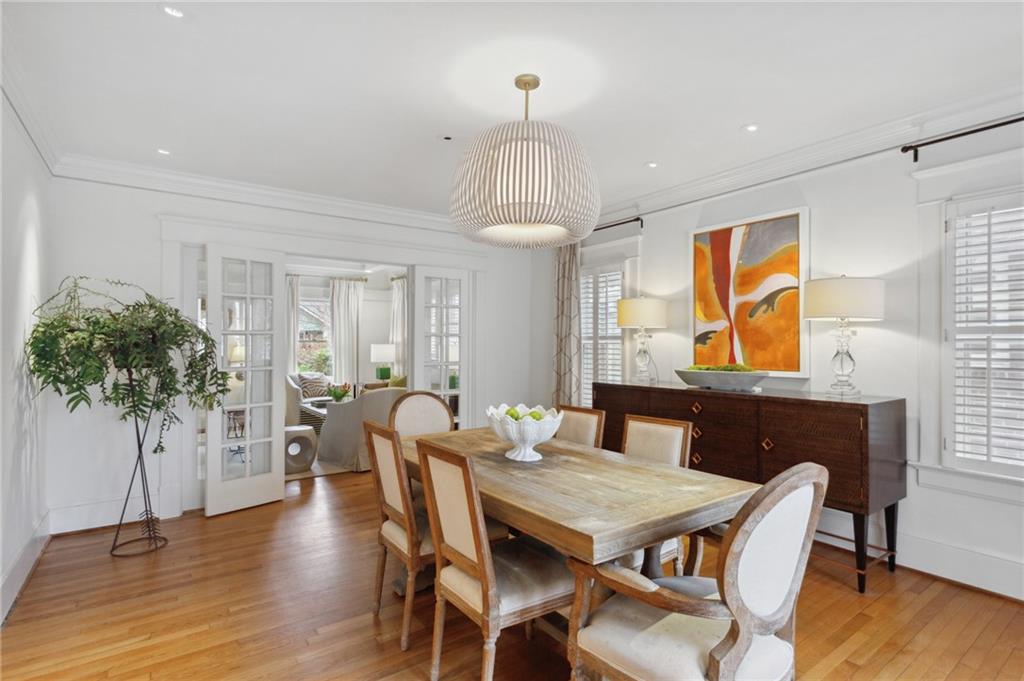 18 Walker Terrace NE