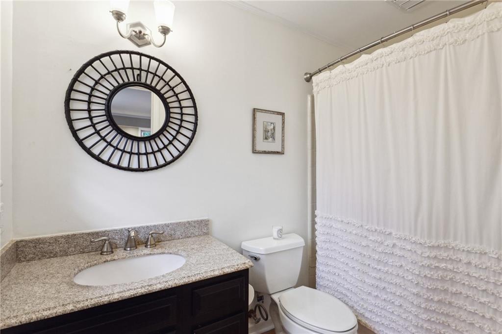 18 Walker Terrace NE