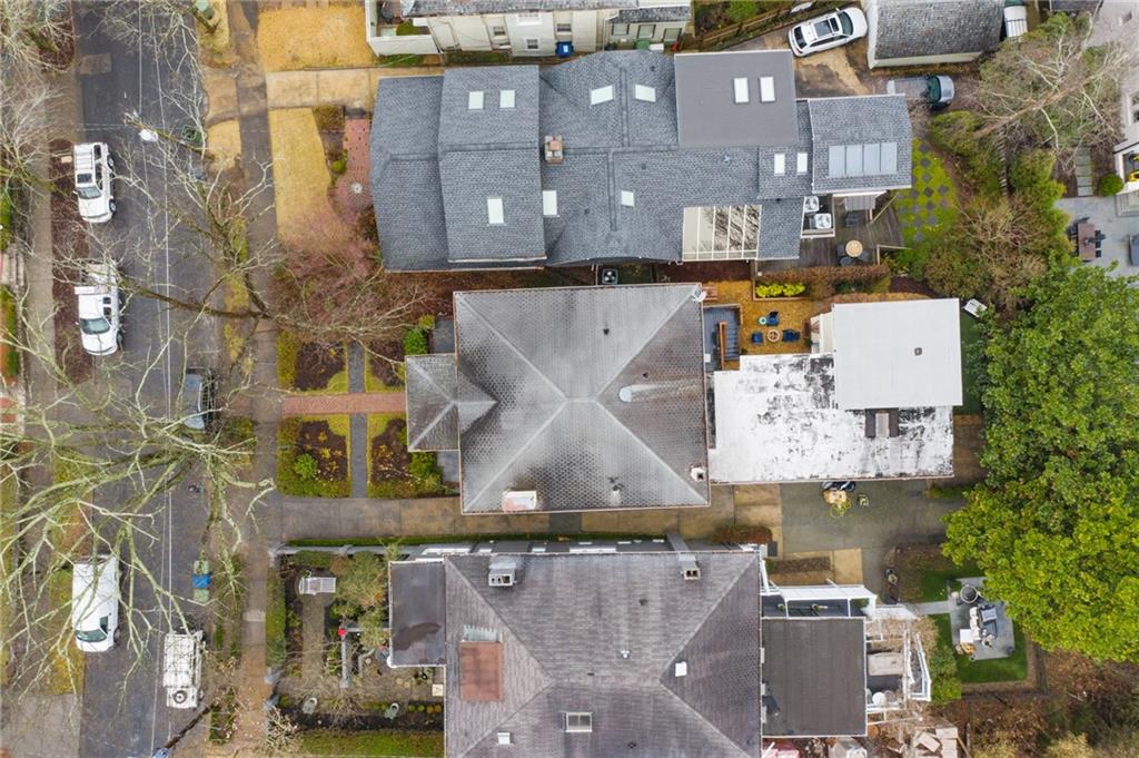 18 Walker Terrace NE