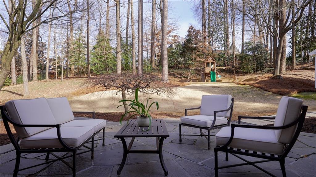 3511 Paces Valley Road NW