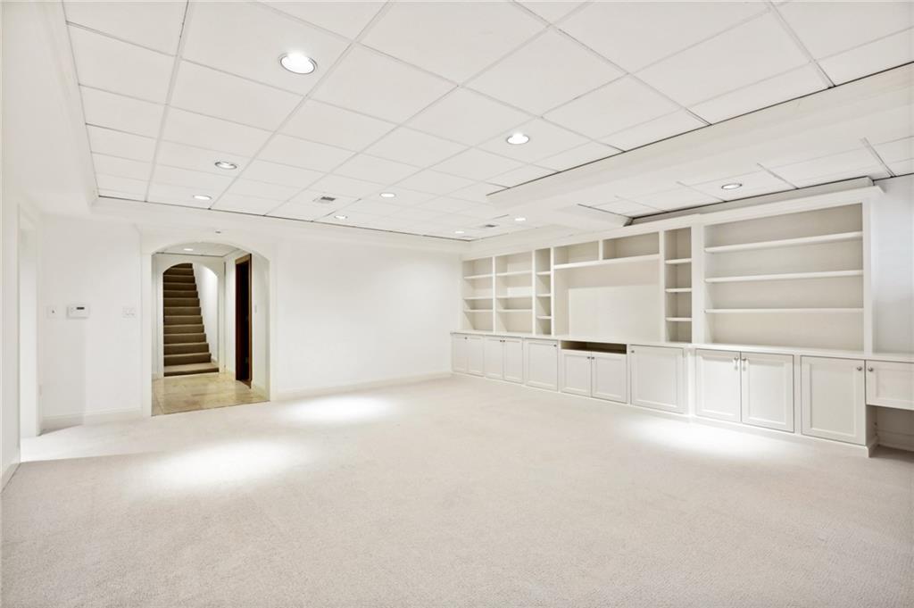 3511 Paces Valley Road NW