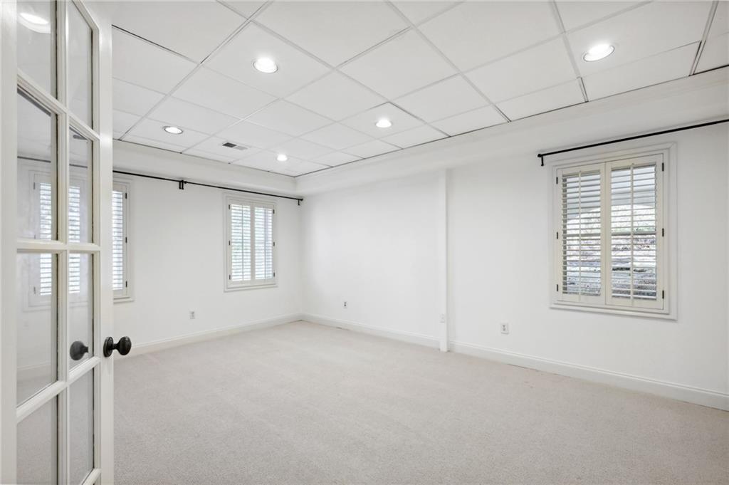 3511 Paces Valley Road NW