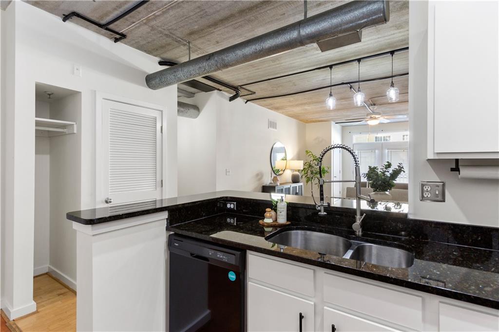 800 Peachtree Street NE Unit 2304