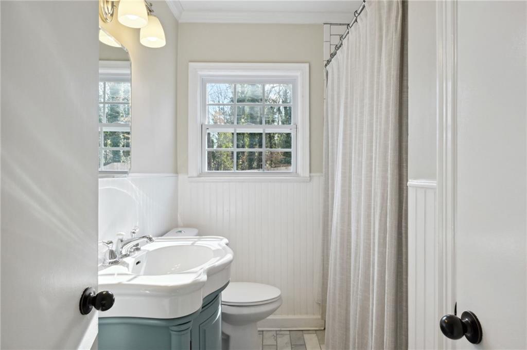 1764 Warren Court NW