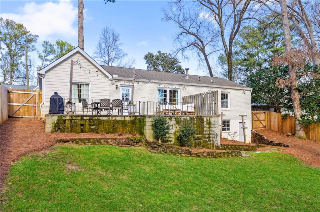 1764 Warren Court NW