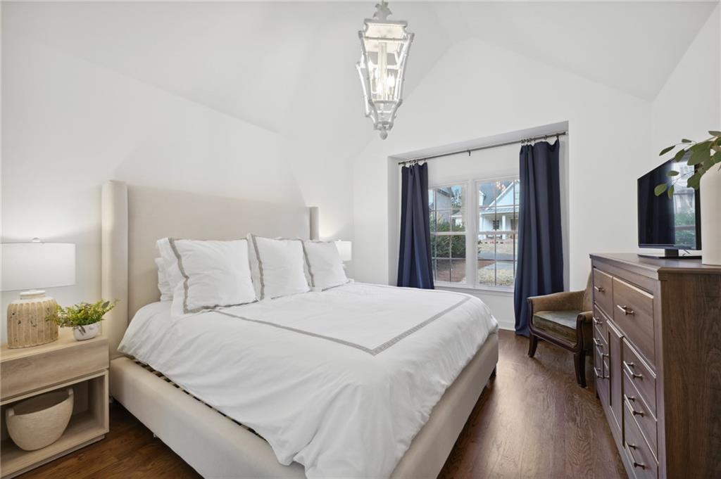 1764 Warren Court NW