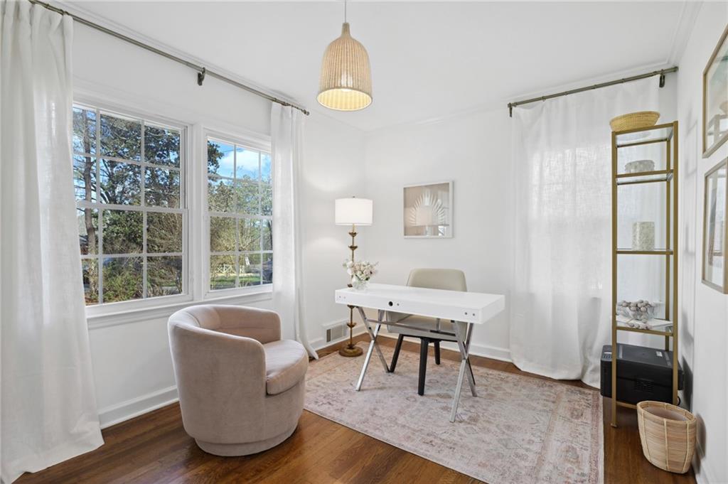 1764 Warren Court NW