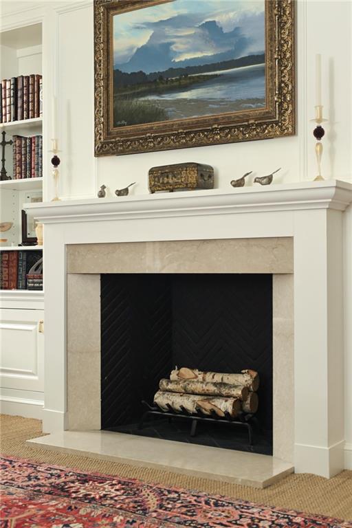 2551 Potomac Avenue NE